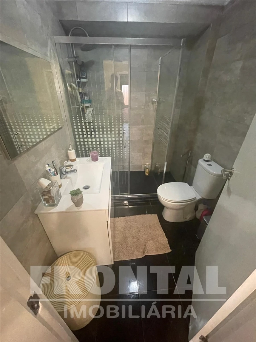 Apartamento T2 para Venda em Rio Tinto Foto 10