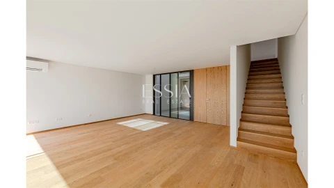 Apartamento T3 para Venda em Campanhã