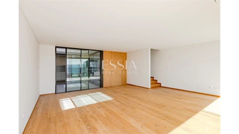 Apartamento T3 para Venda em Campanhã