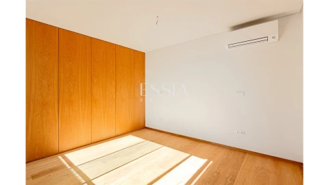 Apartamento T3 para Venda em Campanhã