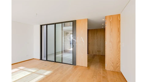 Apartamento T3 para Venda em Campanhã
