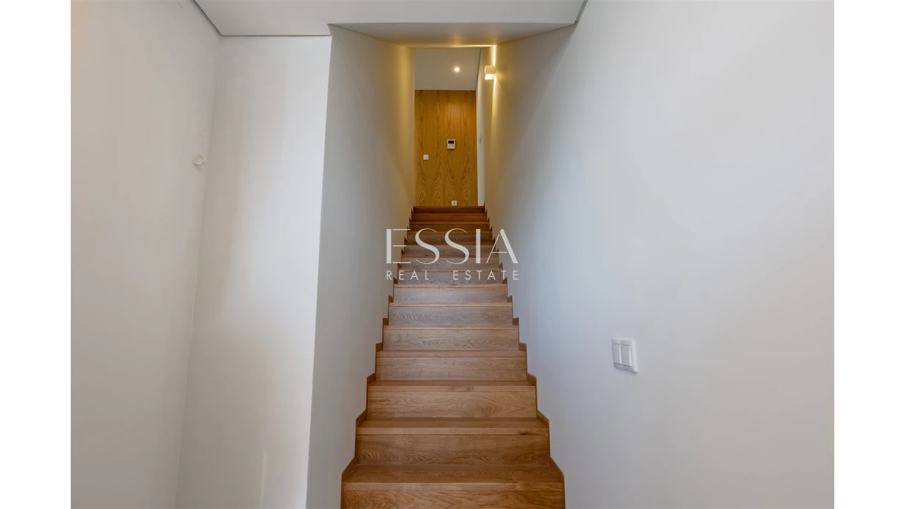 Apartamento T2 para Venda em Campanhã Foto 18