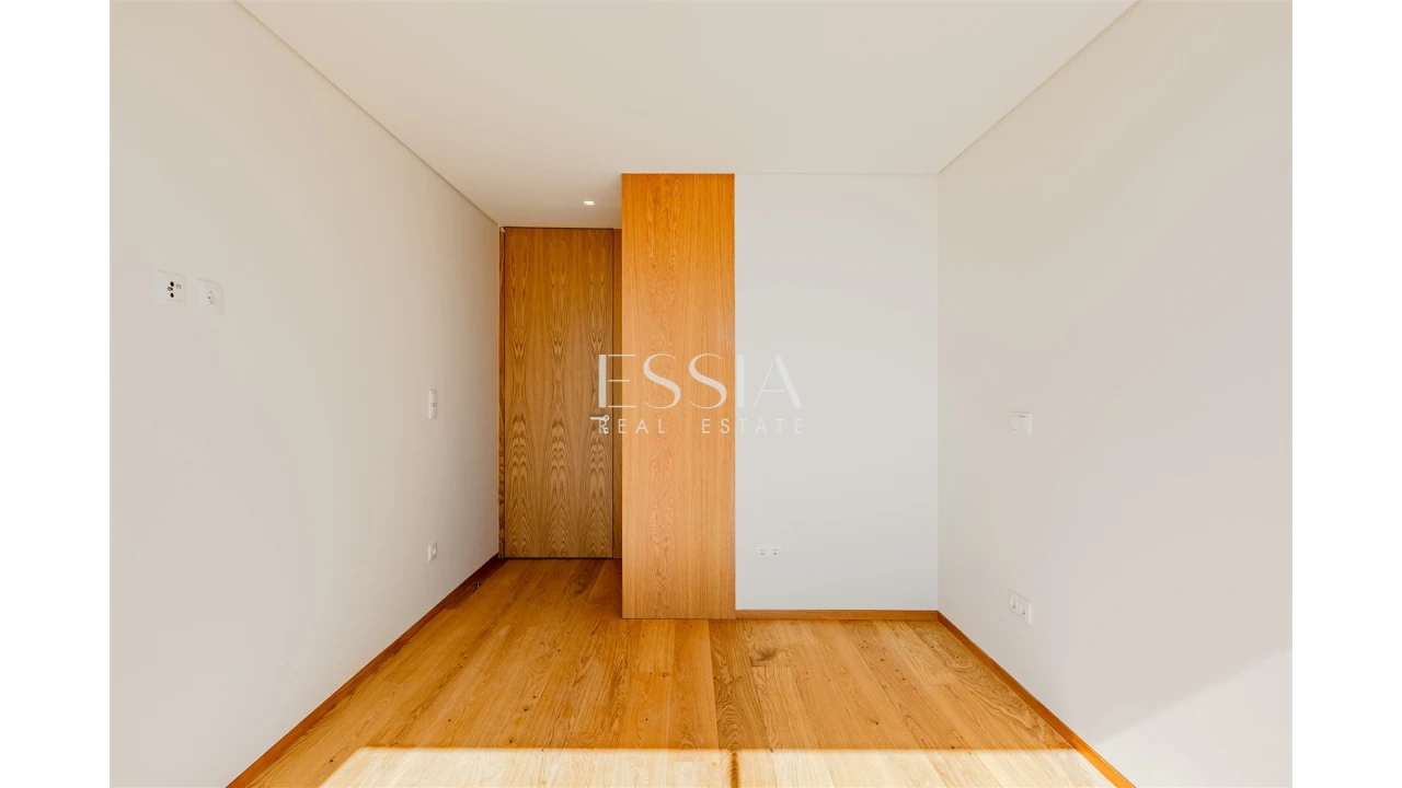 Apartamento T2 para Venda em Campanhã Foto 20