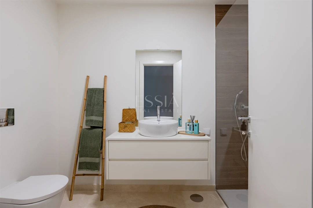 Apartamento T1 para Arrendamento em São Mamede de Infesta e Senhora da Hora Foto 13