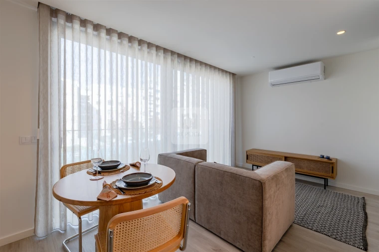 Apartamento T1 para Arrendamento em São Mamede de Infesta e Senhora da Hora Foto 2