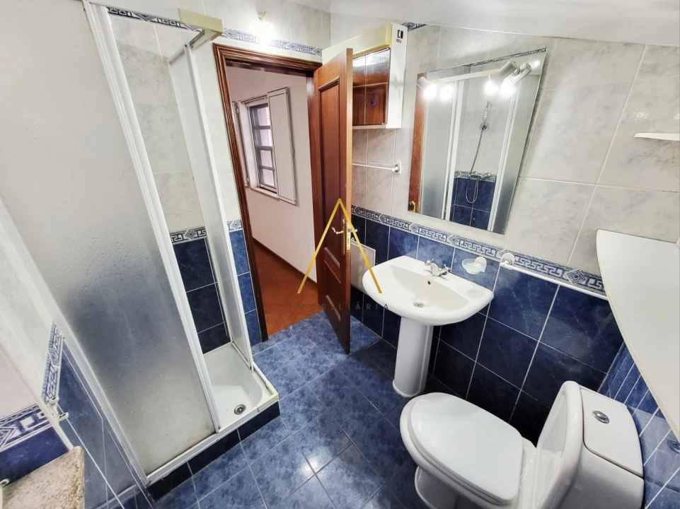 Apartamento T3 para Arrendamento em Viseu Foto 7