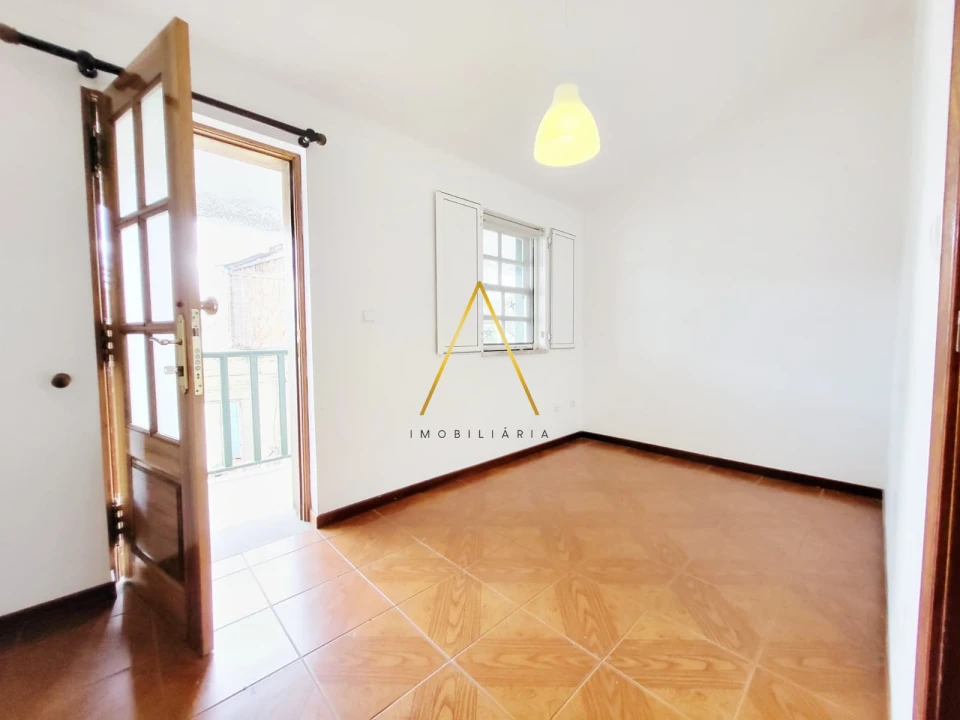 Apartamento T3 para Arrendamento em Viseu Foto 5