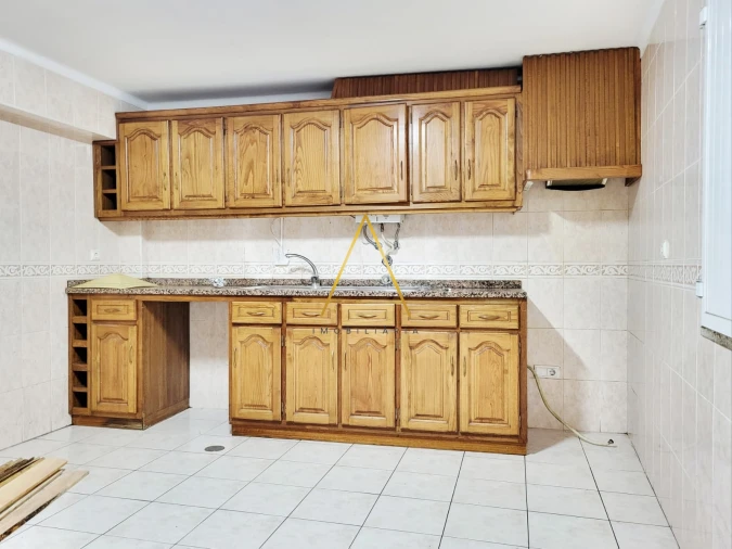 Apartamento T3 para Arrendamento em Viseu Foto 1