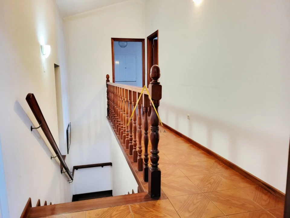 Apartamento T3 para Arrendamento em Viseu Foto 4