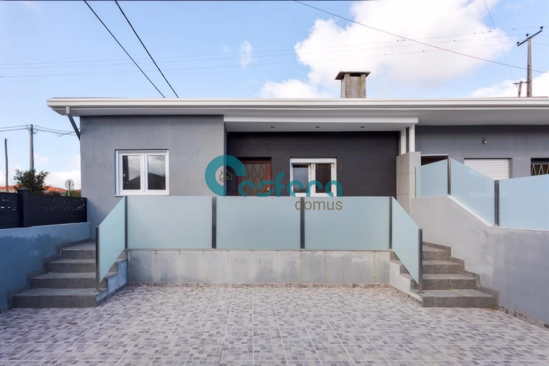 Moradia T2 para Venda em Seroa Foto 2