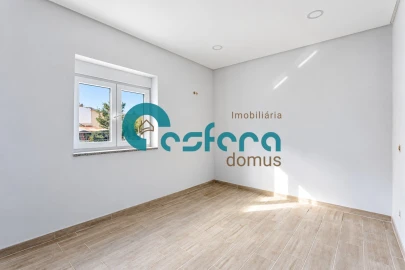 Moradia T2 para Venda em Seroa