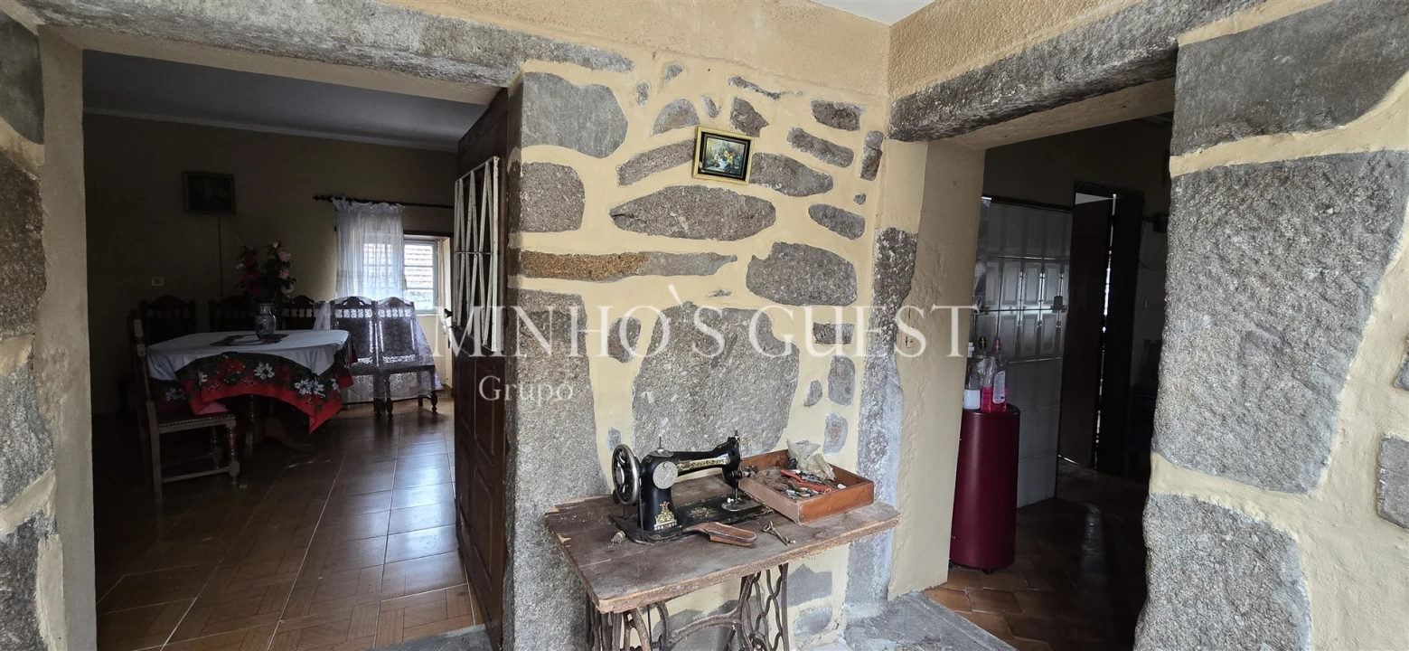 Moradia T2 para Venda em Ribeira do Neiva Foto 27