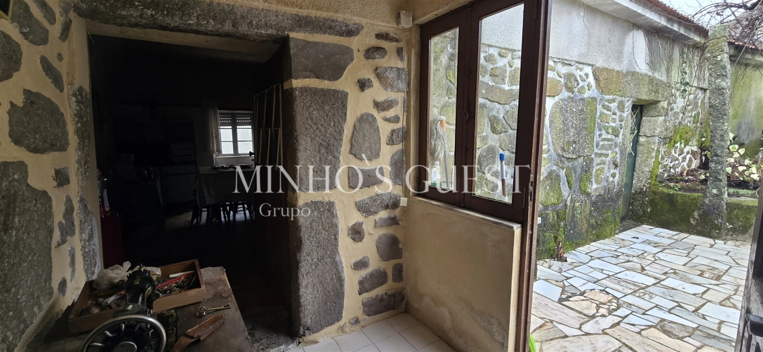 Moradia T2 para Venda em Ribeira do Neiva Foto 26