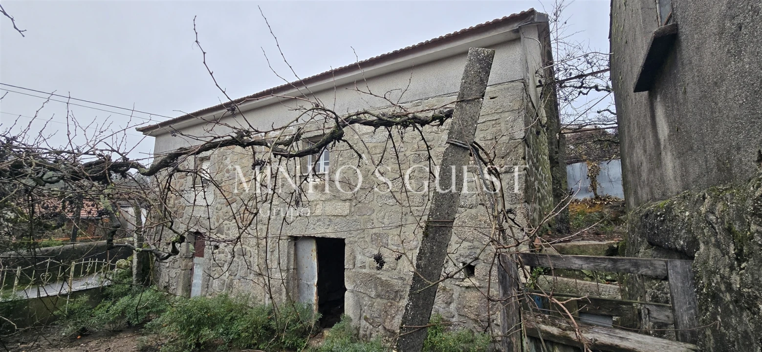 Moradia T2 para Venda em Ribeira do Neiva Foto 6