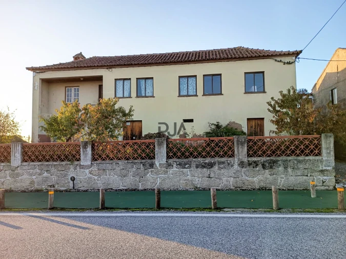 Moradia T3 para Venda em Ovoa e Vimieiro