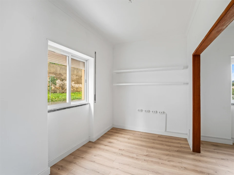 Apartamento T2 para Arrendamento em Carcavelos e Parede Foto 15