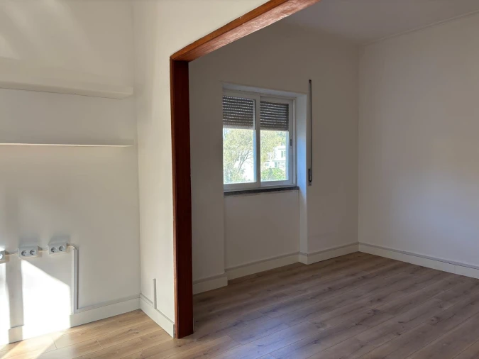 Apartamento T2 para Arrendamento em Carcavelos e Parede Foto 12