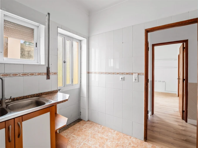 Apartamento T2 para Arrendamento em Carcavelos e Parede Foto 19