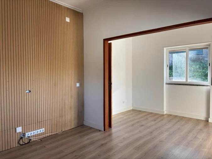 Apartamento T2 para Arrendamento em Carcavelos e Parede Foto 14