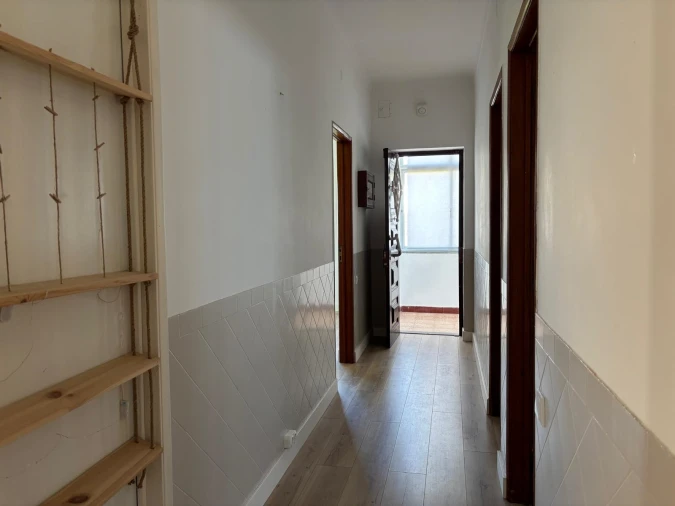 Apartamento T2 para Arrendamento em Carcavelos e Parede Foto 11