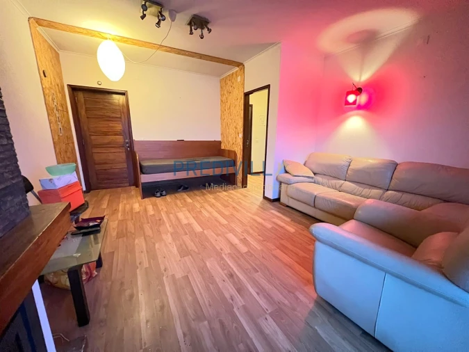 Apartamento T1 para Venda em Arvore Foto 2