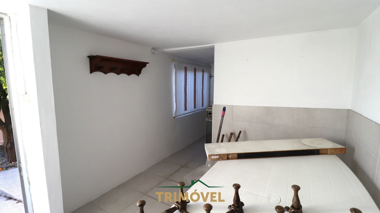 Moradia T4 para Venda em São Roque Foto 6