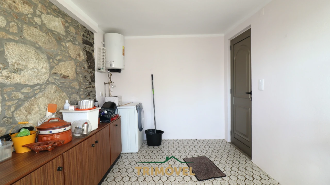 Moradia T4 para Venda em São Roque Foto 27