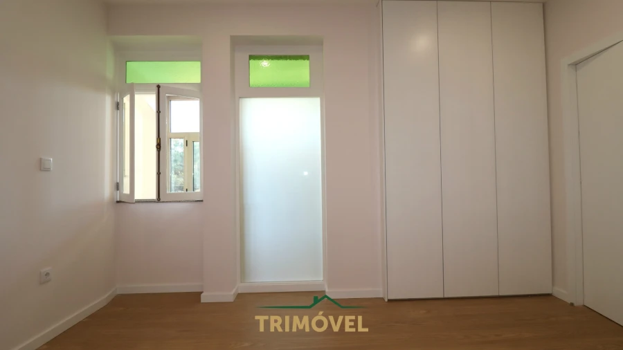 Moradia T4 para Venda em São Roque Foto 17