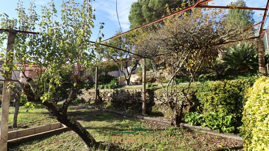 Moradia T4 para Venda em São Roque Foto 9