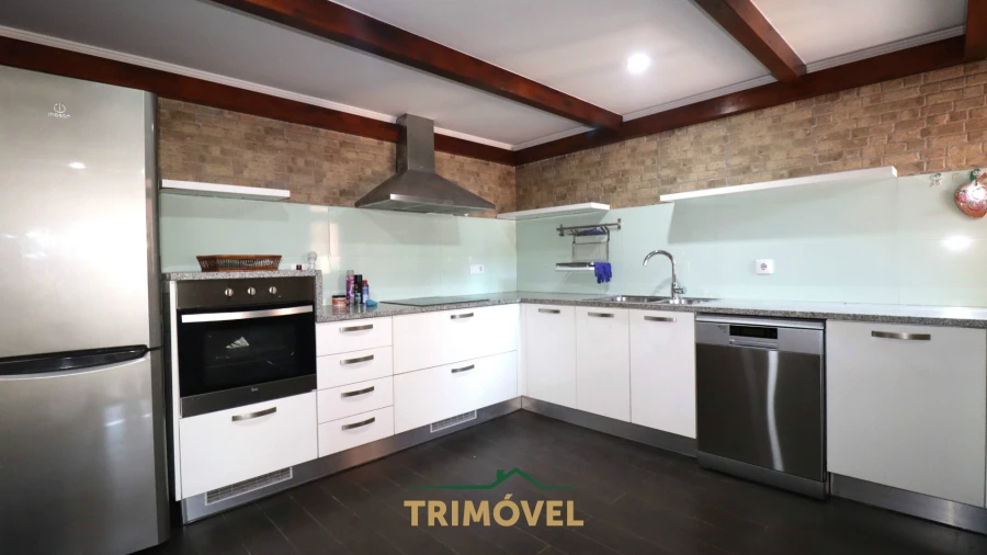 Moradia T4 para Venda em São Roque Foto 33