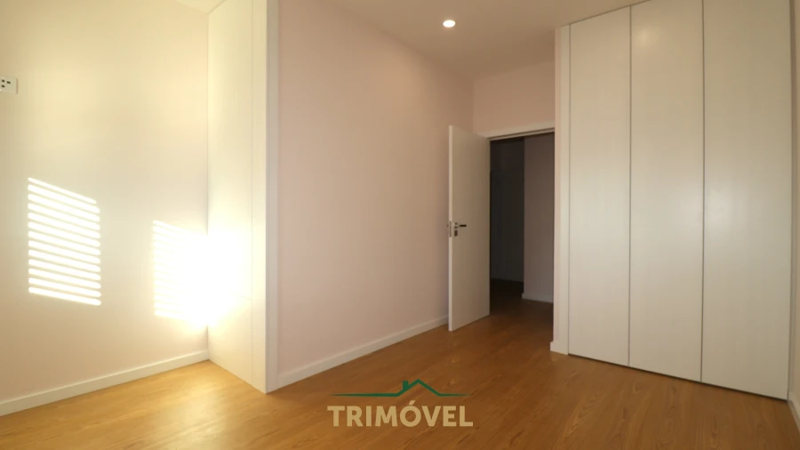 Moradia T4 para Venda em São Roque Foto 21