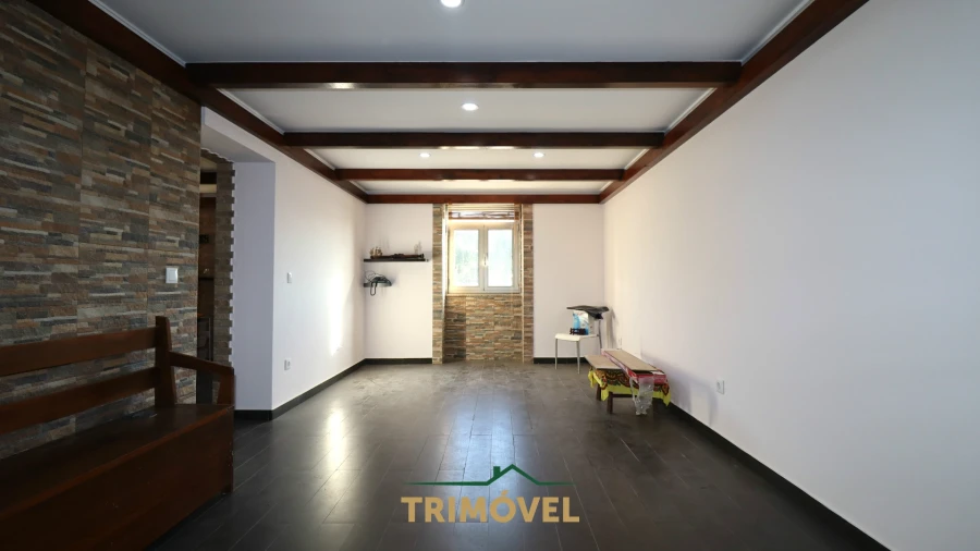 Moradia T4 para Venda em São Roque Foto 30