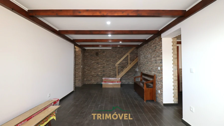 Moradia T4 para Venda em São Roque Foto 29