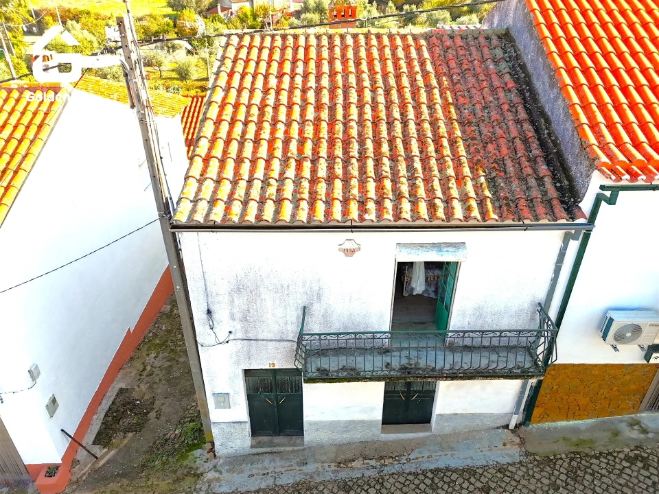 Moradia T3 para Venda em Idanha-A-Nova e Alcafozes Foto 1