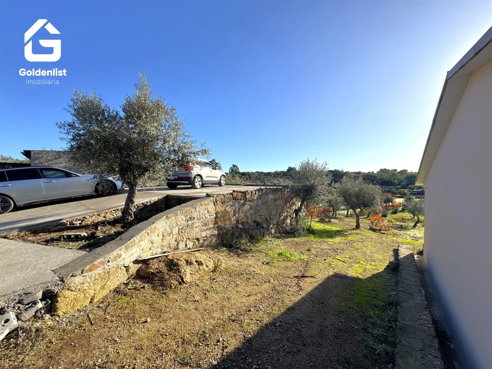 Quinta T3 para Venda em Escalos de Cima e Lousa Foto 35