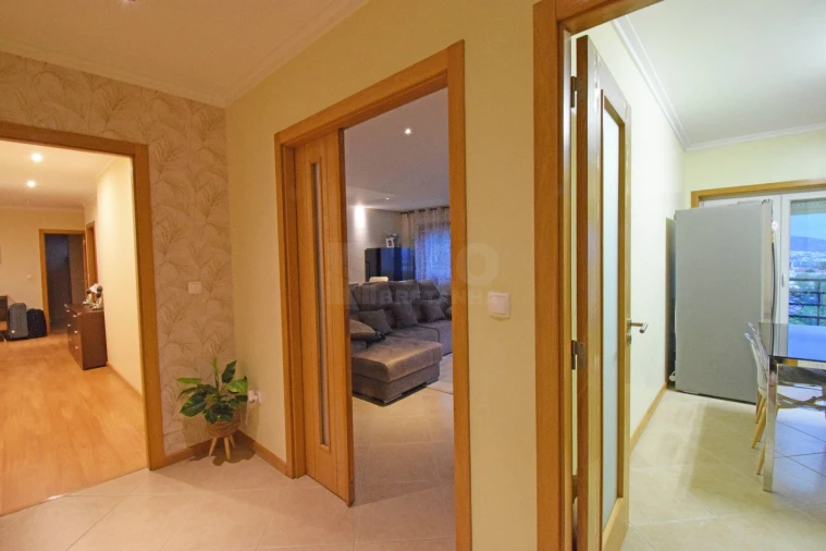 Apartamento T3 para Venda em Covilhã e Canhoso Foto 12