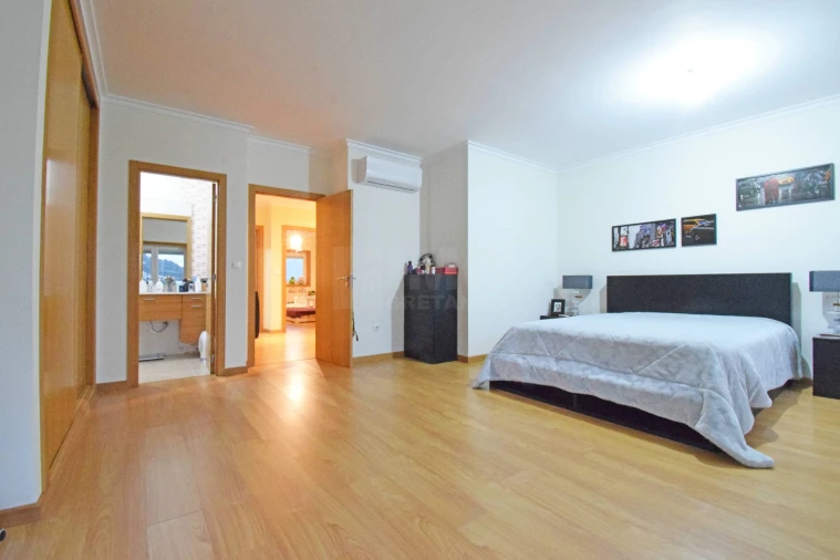 Apartamento T3 para Venda em Covilhã e Canhoso Foto 18