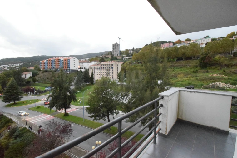 Apartamento T3 para Venda em Covilhã e Canhoso Foto 20