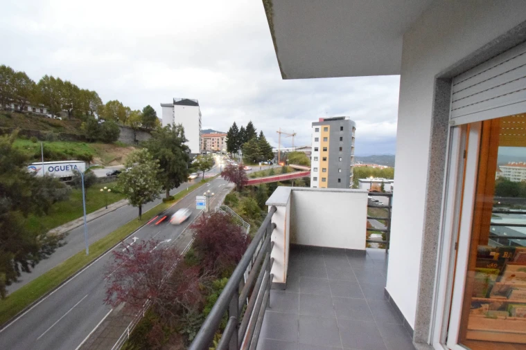 Apartamento T3 para Venda em Covilhã e Canhoso Foto 28