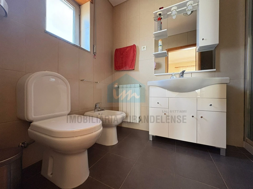 Moradia T5 para Venda em Mirandela Foto 10