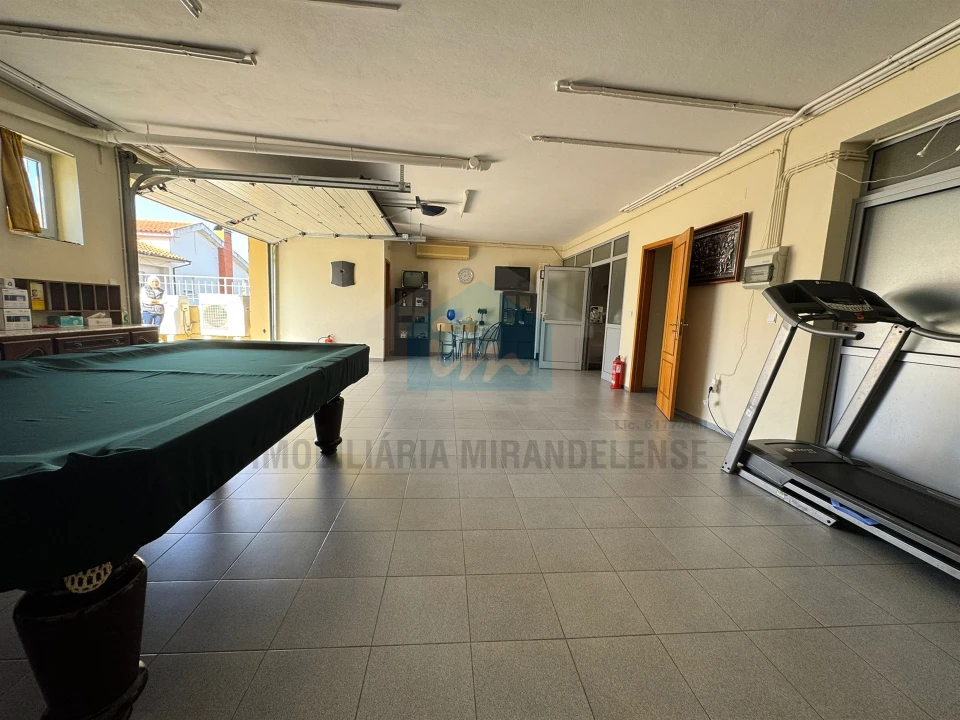 Moradia T5 para Venda em Mirandela Foto 32