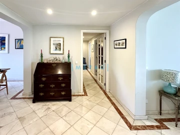 Apartamento T4 para Venda em Aldoar, Foz do Douro e Nevogilde