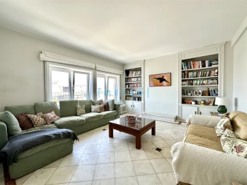 Apartamento T4 para Venda em Aldoar, Foz do Douro e Nevogilde