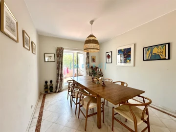 Apartamento T4 para Venda em Aldoar, Foz do Douro e Nevogilde