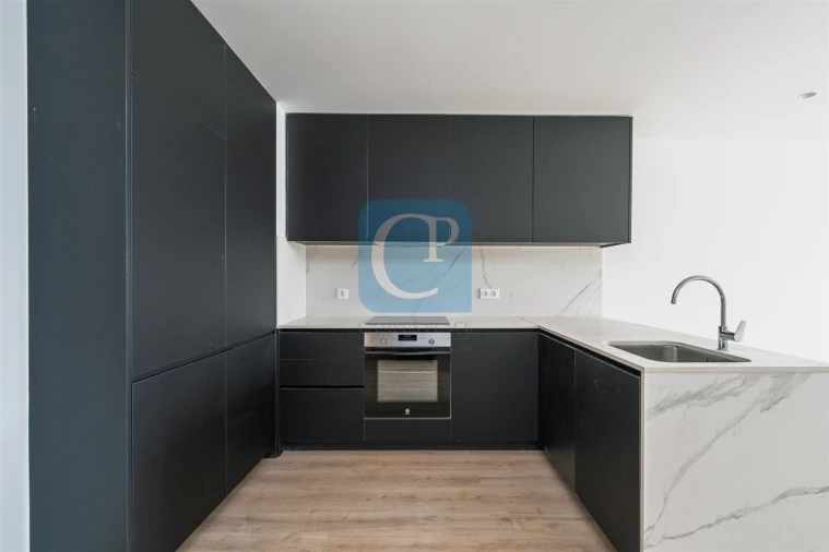 Apartamento T1 para Venda em Paranhos Foto 8