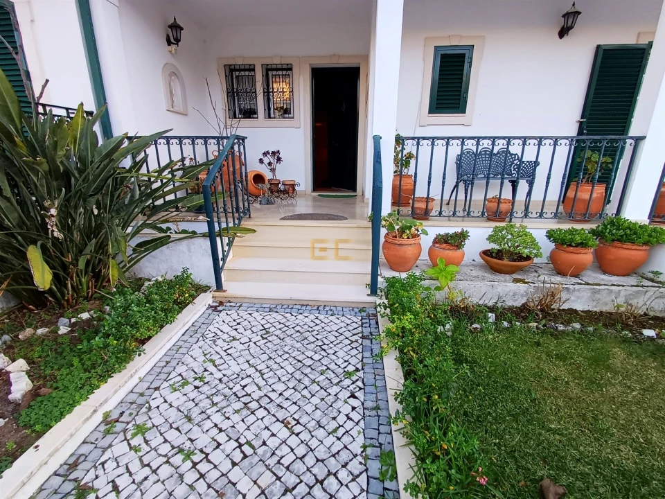 Moradia T3 para Venda em Buarcos Foto 1