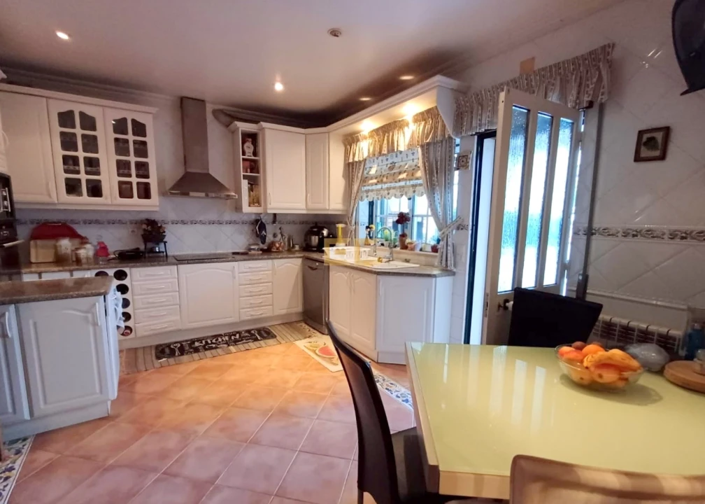 Moradia T3 para Venda em Buarcos Foto 6