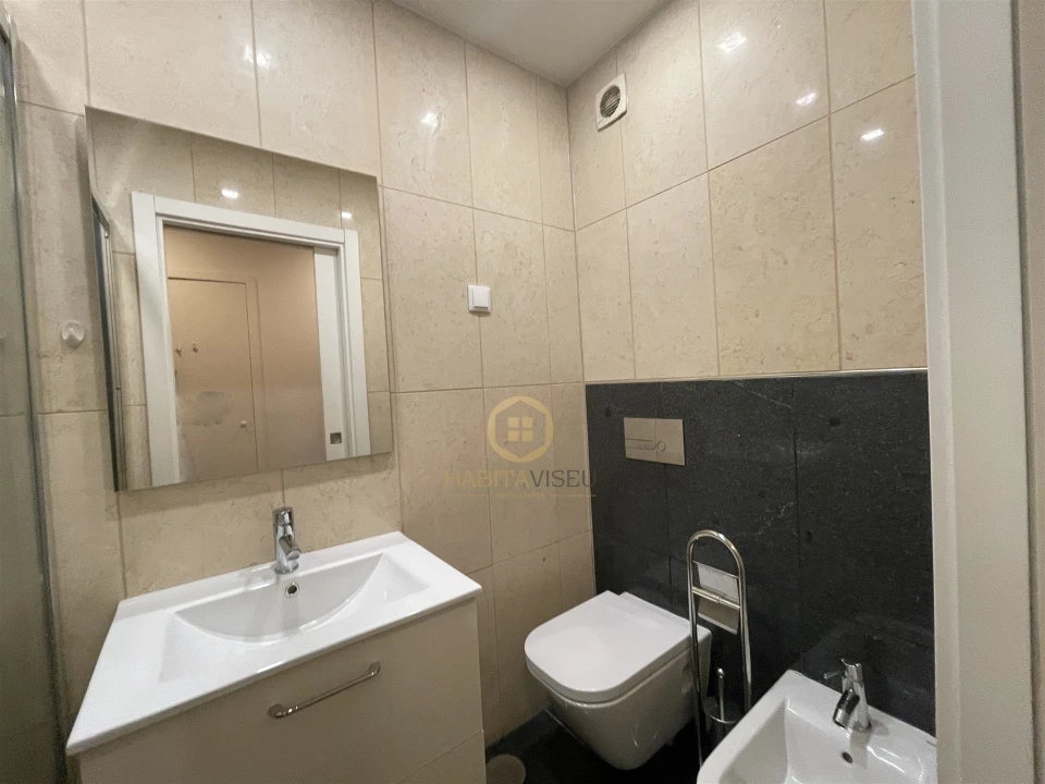 Apartamento T1 para Arrendamento em Viseu Foto 13