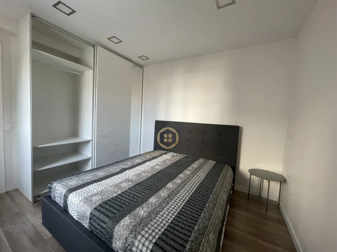 Apartamento T1 para Arrendamento em Viseu Foto 9