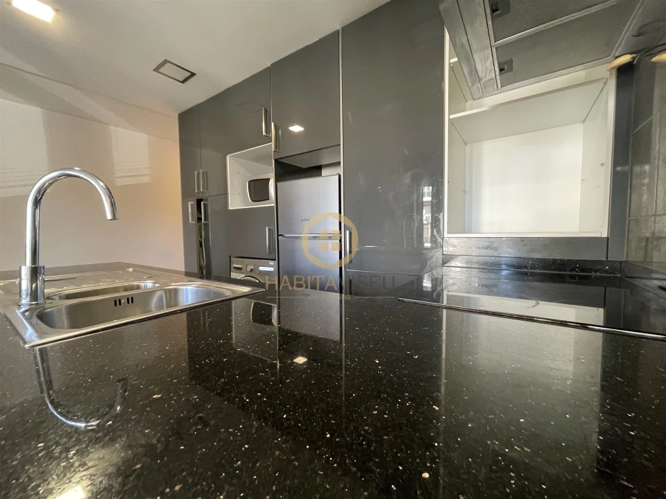 Apartamento T1 para Arrendamento em Viseu Foto 7